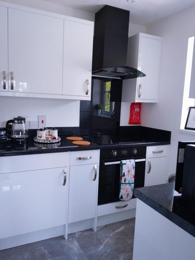 Luxury 1 Bed Close To Town Centre With Free Parking Southend-on-Sea Buitenkant foto